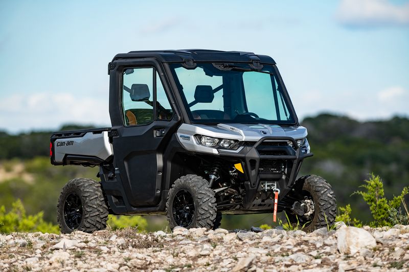 Spotlight on Can-Am Defender The Ultimate 4-Seater Side-by-Side Experience